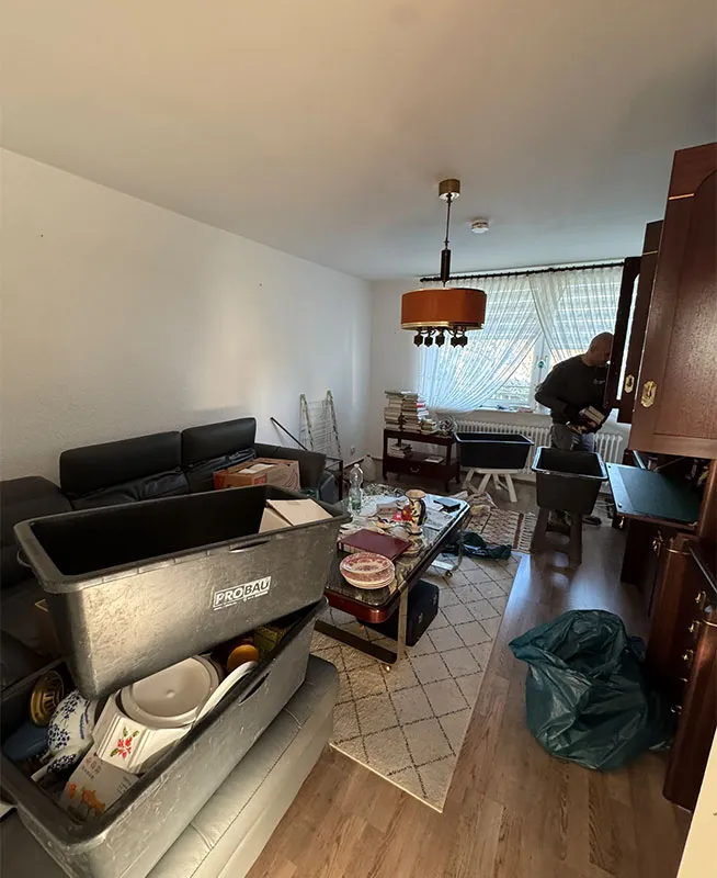Wohnzimmer, 4-Zimmer-Wohnung Bremen, vorher